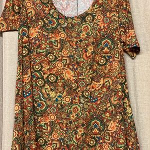 LulaRoe short sleeve